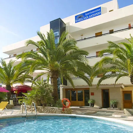 Bahia De San Antonio アパートホテル 2*