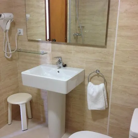 アパートホテル Bahia De San Antonio 2*